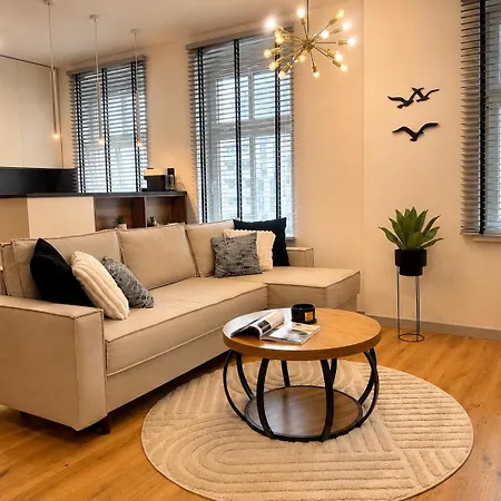 Apartament Homely Jezyce Apartment, Free Parking, Self Check In *