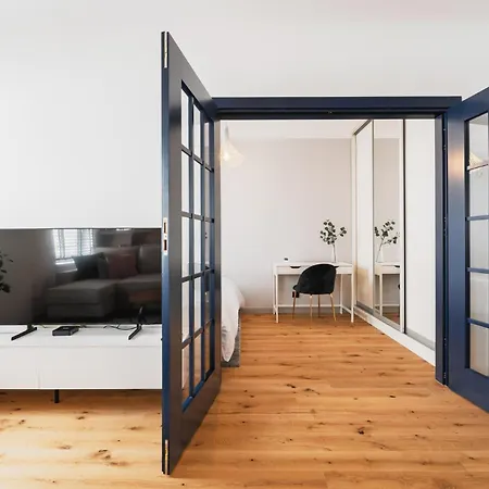 Homely Jezyce Apartment, Free Parking, Self Check In * Poznan