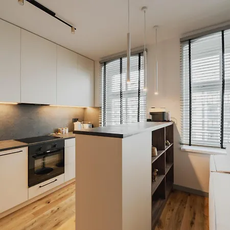 Homely Jezyce Apartment, Free Parking, Self Check In Apartament *