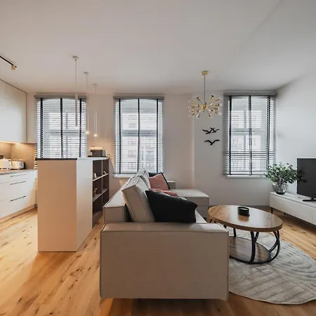 Apartament Homely Jezyce Apartment, Free Parking, Self Check In