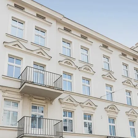 Homely Jezyce Apartment, Free Parking, Self Check In